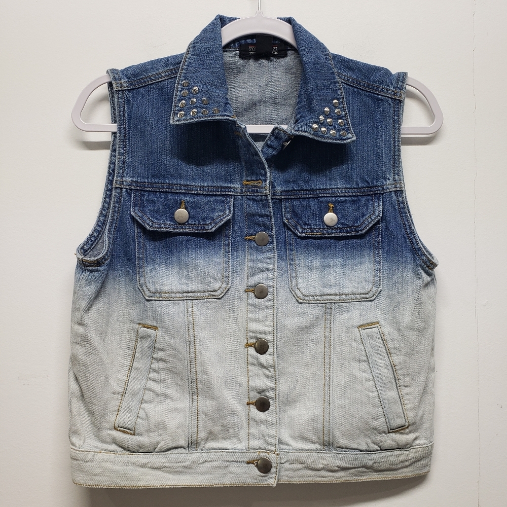Y2K Forever 21 Premium Denim Ombre Studded Jean Vest Sleeveless Jacket Size M